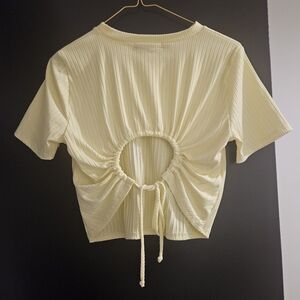 *3 For $30* Cut out back yellow crop top summer top 💛 size s/m